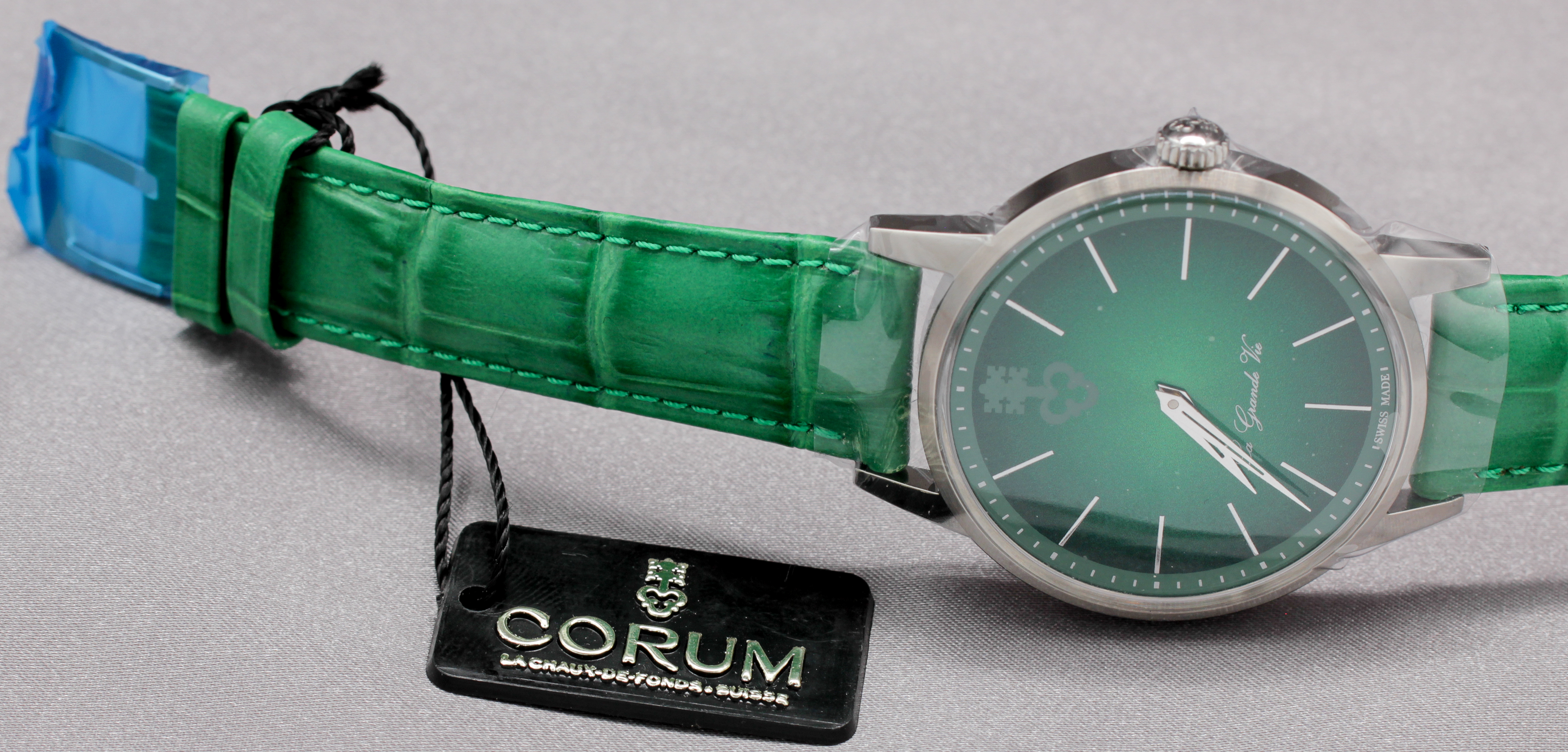 Corum Heritage La Grande Vie ref. Z082/03591 — actual watch photograph
