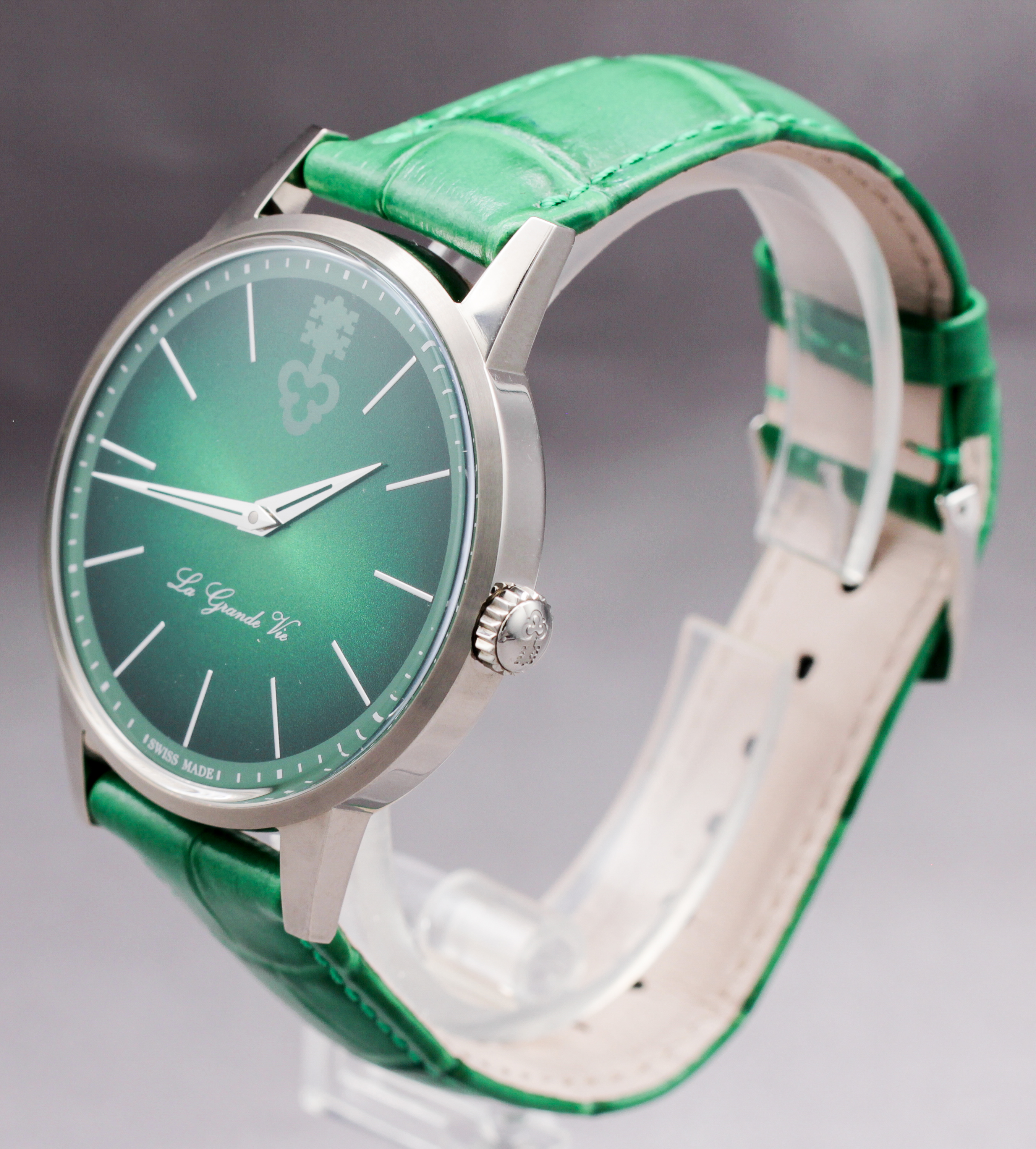 Corum Heritage La Grande Vie ref. Z082/03591 — actual watch photograph