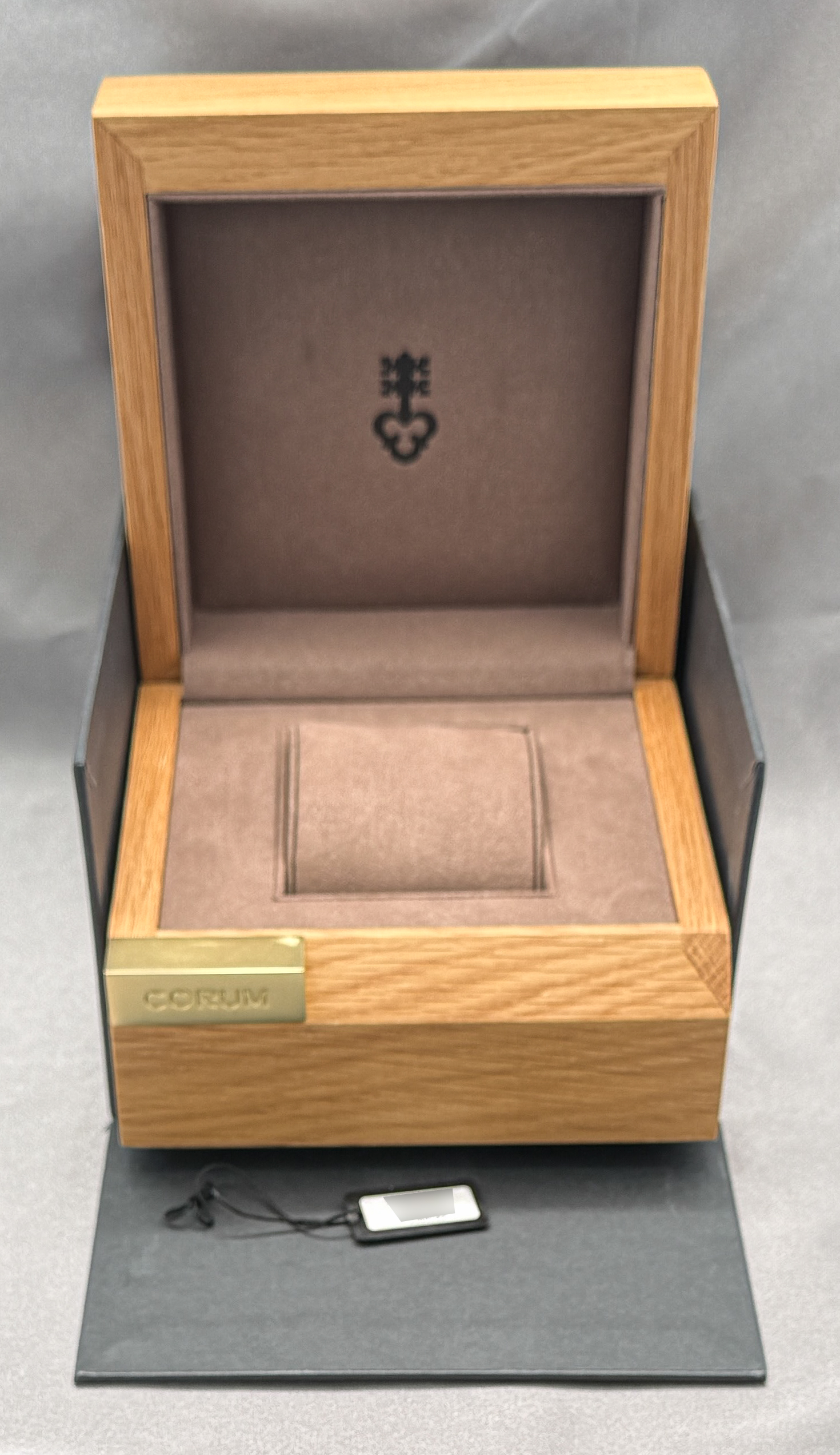 Corum Heritage La Grande Vie ref. Z082/03591 — actual watch photograph