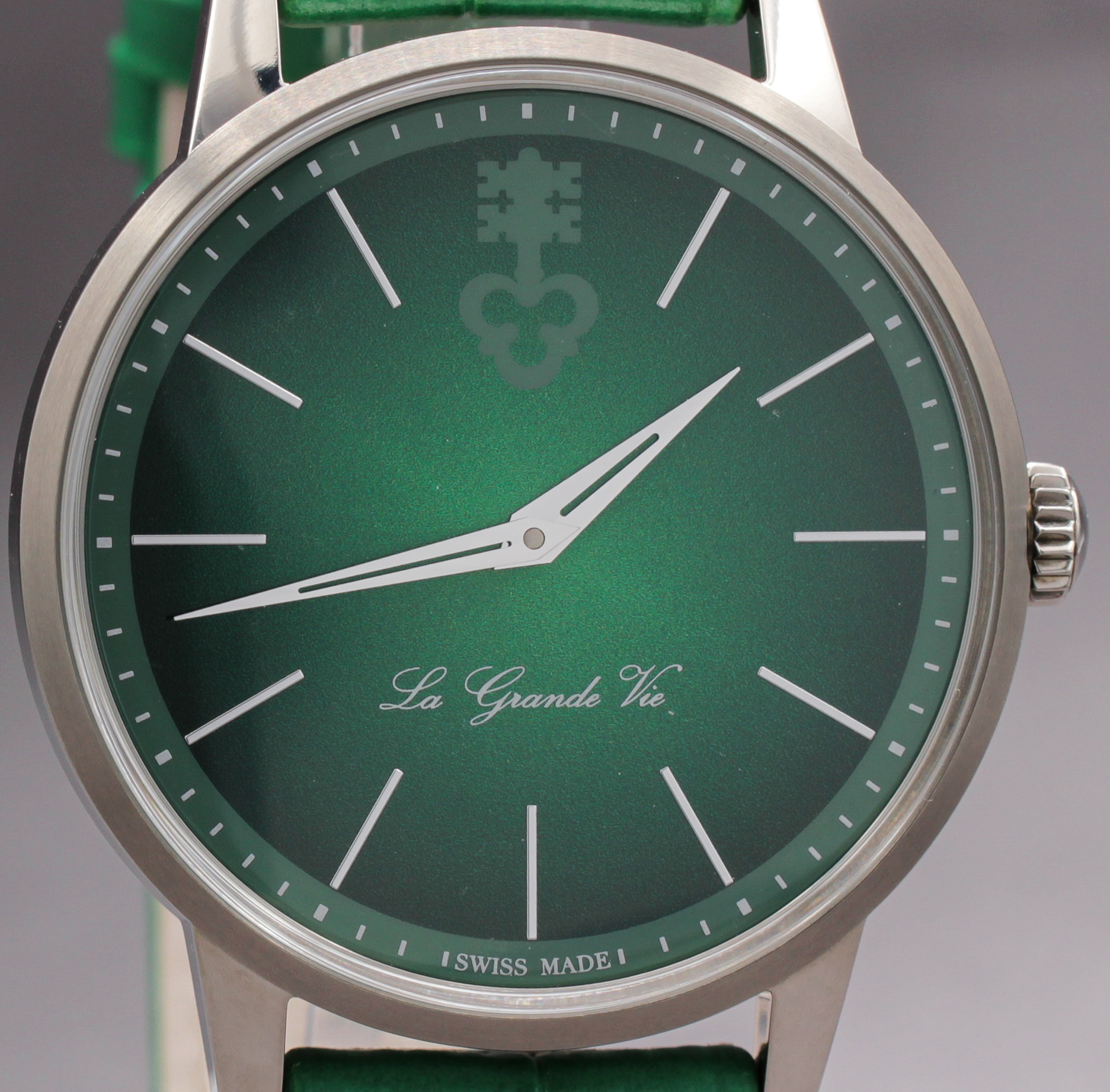 Corum Heritage La Grande Vie ref. Z082/03591 — dial view